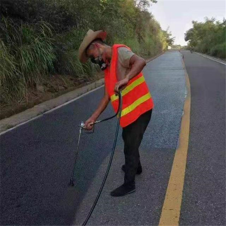 郴州 彩色防滑路面的底涂是保障路面附着力